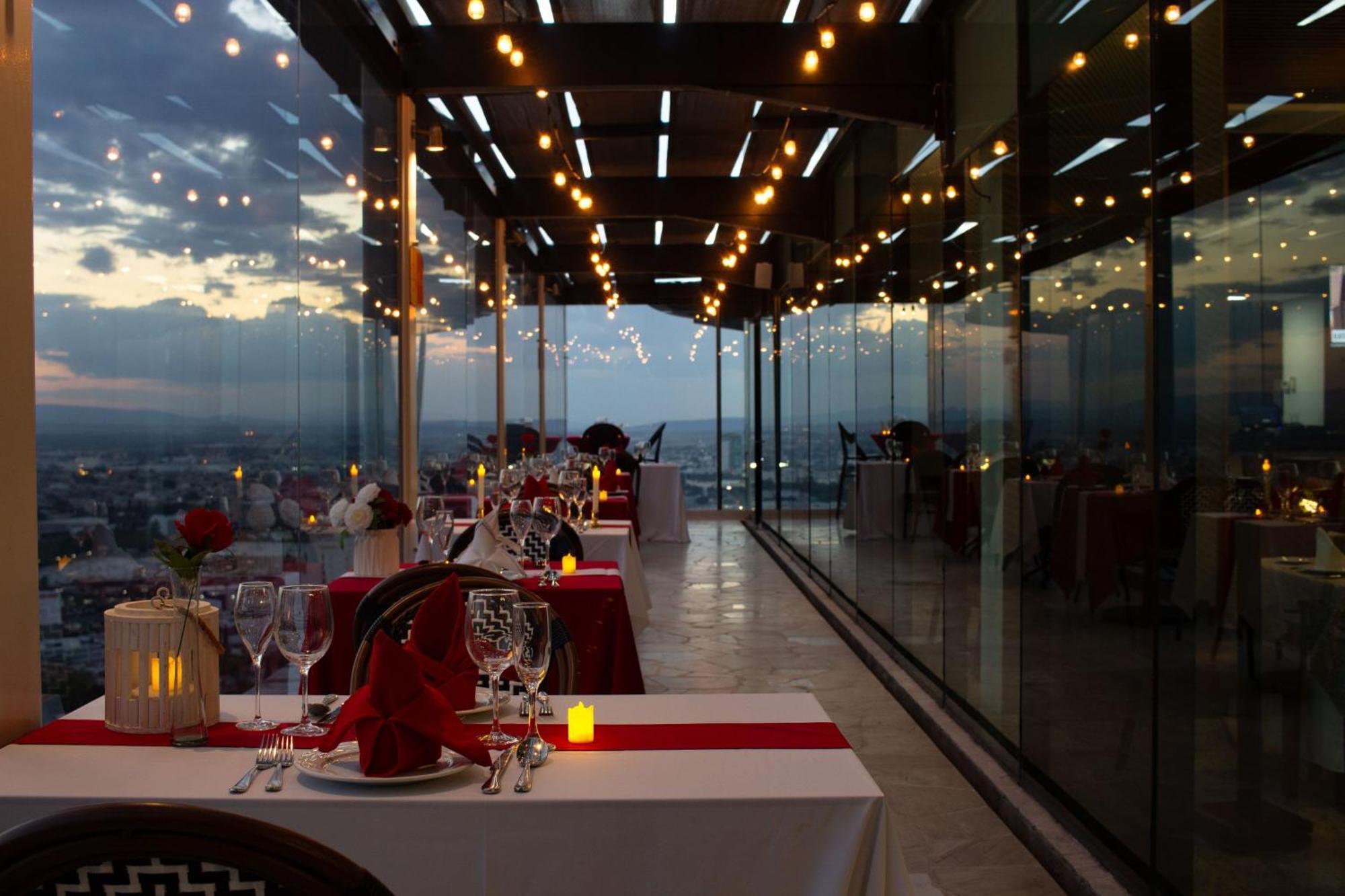 Holiday Inn Queretaro Zona Diamante By Ihg Ngoại thất bức ảnh
